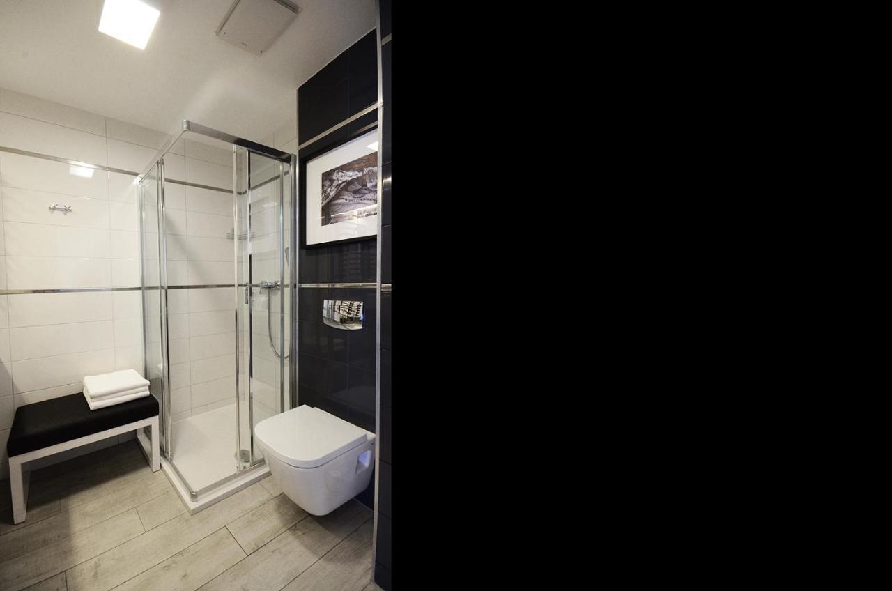 Apartamenty Biala Sowa Czarna Gora 시에나 외부 사진