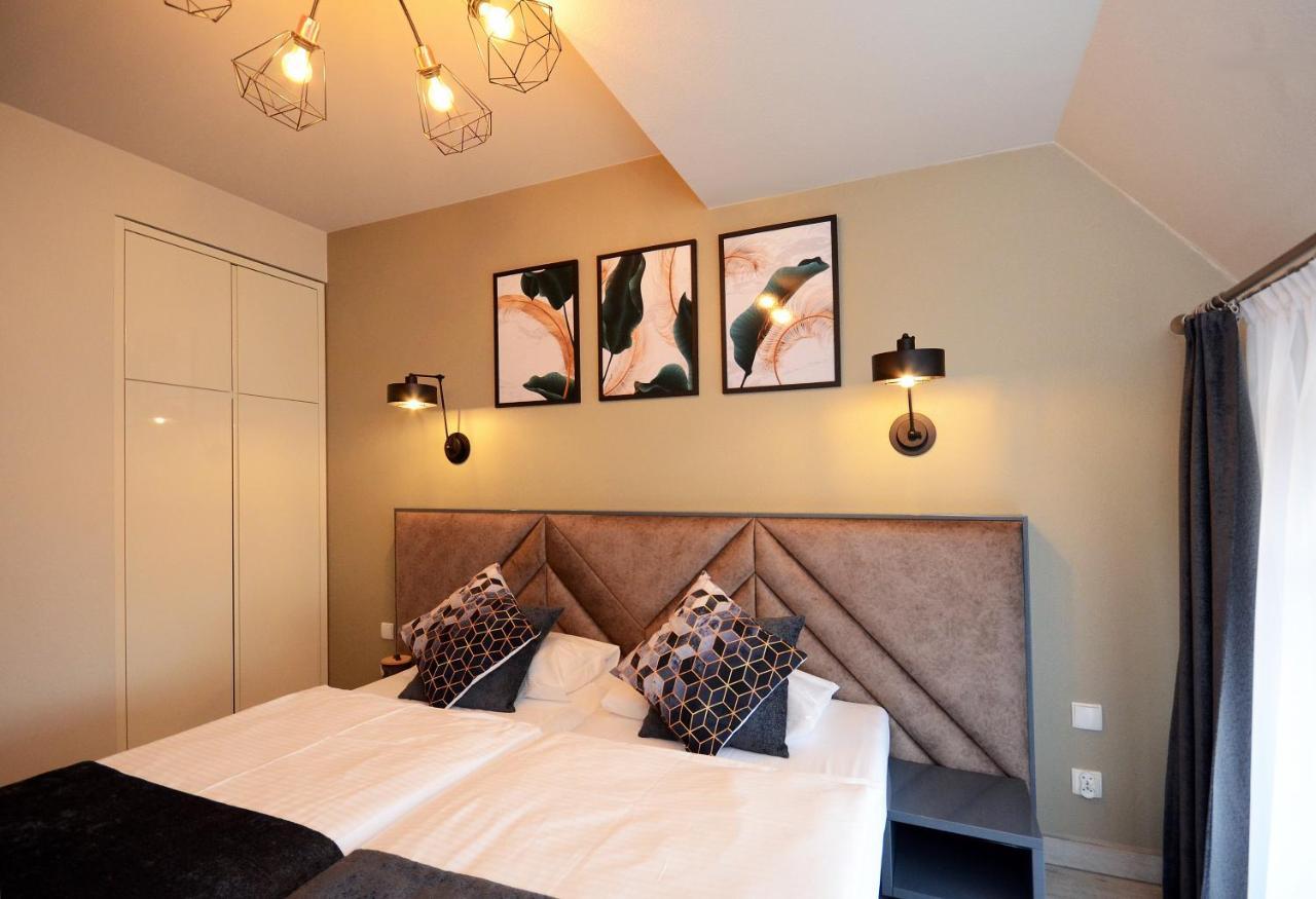 Apartamenty Biala Sowa Czarna Gora 시에나 외부 사진